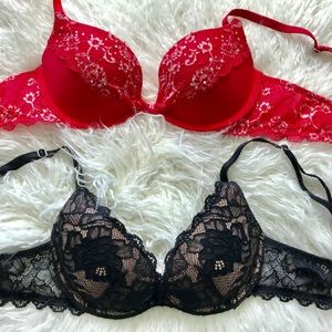 Victoria‘s Secret set of 2 Bras 32B